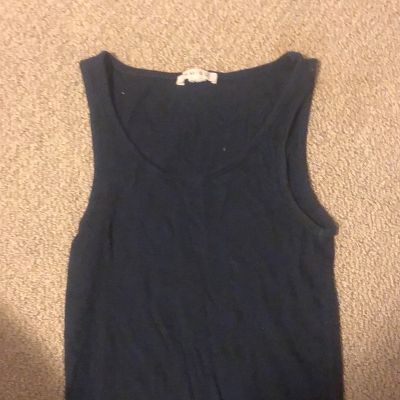 Shirt sleeveless - Picture 3 of 3